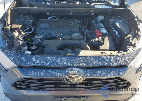 2021 Toyota Rav4 Xle z USA, uszkodzony, nr VIN 2T3P1RFV0MC159624